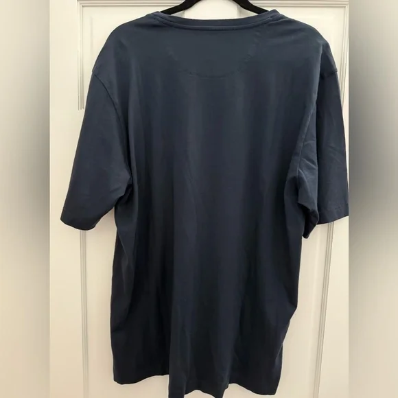 Tommy Bahama New Bali Skyline Men's T-Shirt with Pocket - Picture 3 of 4